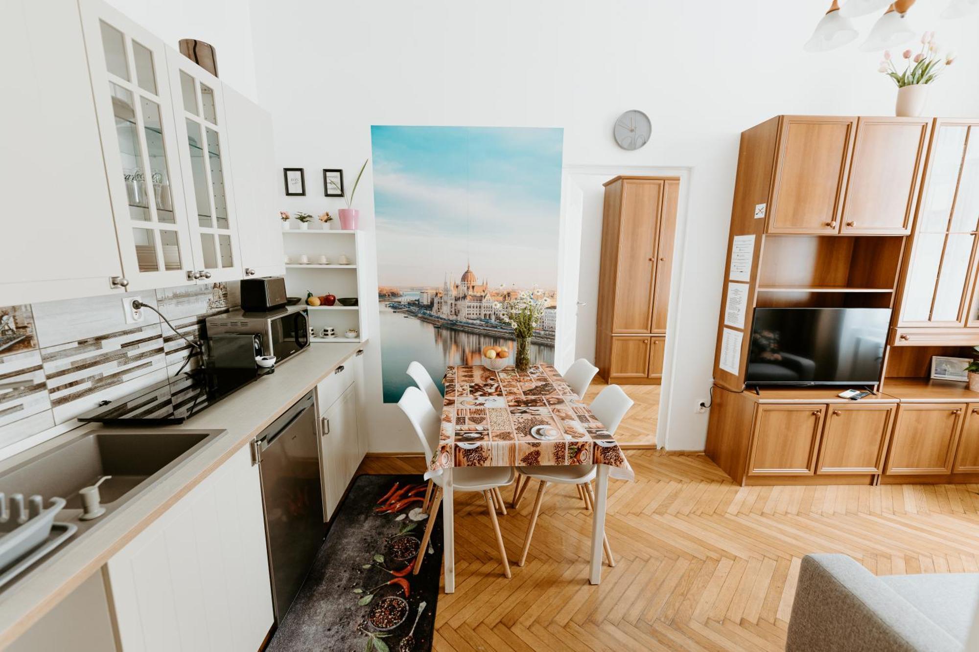 Margaret & Violet Apartments - Peaceful Stay Downtown Budapest Eksteriør billede